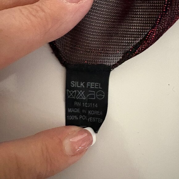 Red Black Sheer Sparkly Scarf Holiday Christmas Party Shimmer - Picture 4 of 7